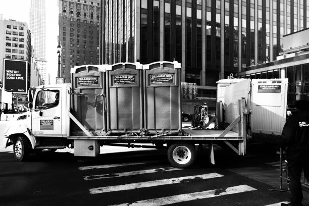 Portable Toilet Options We Offer in Munford, TN